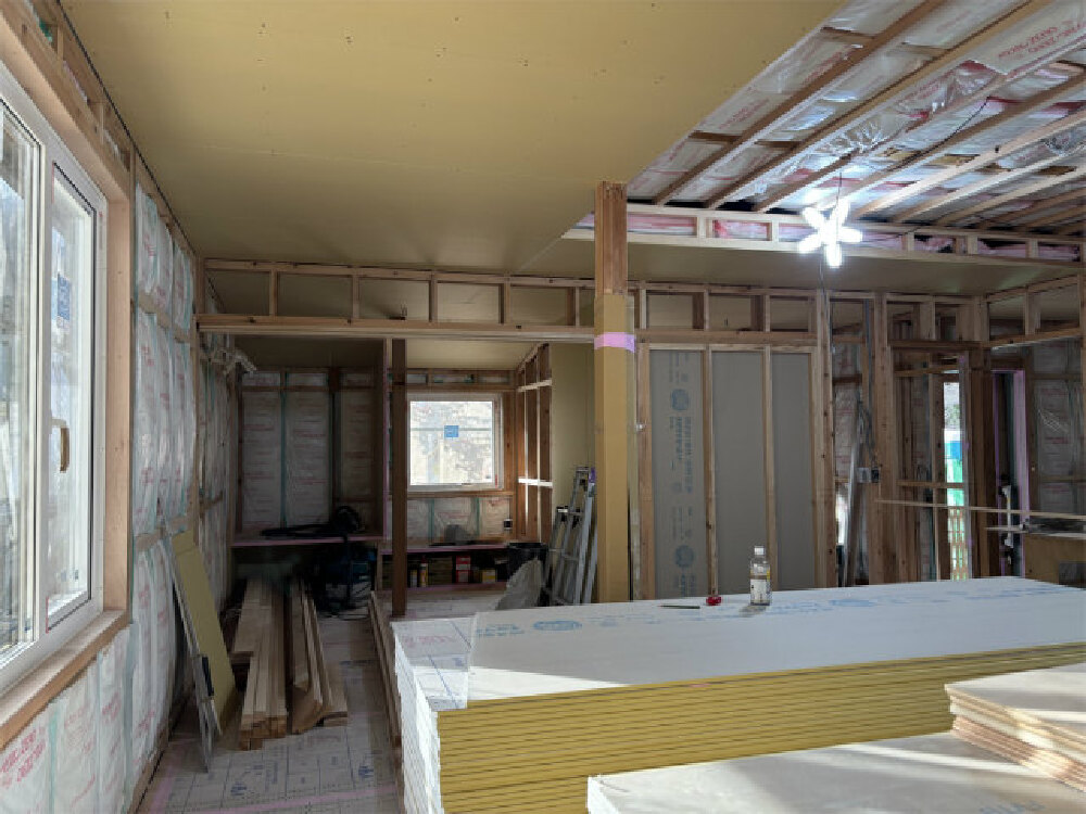 ﾘﾋﾞﾝｸﾞからは・・