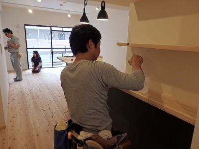 社内検査